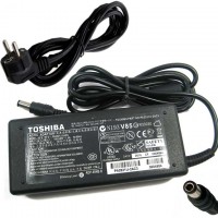 Блок питания для ноутбука TOSHIBA 15V 6A 90W 6.0x3.0 с вилкой